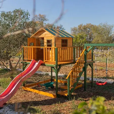 Holiday home Peace Oasis & Active Near Krka *