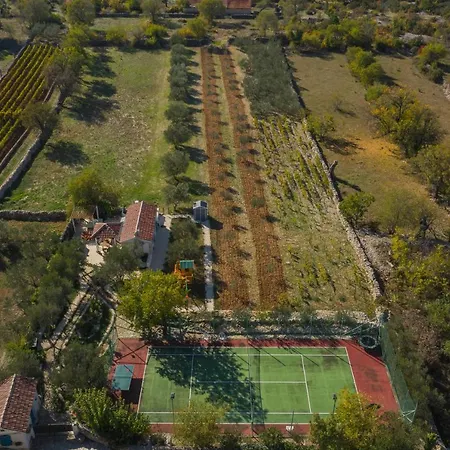Holiday home Peace Oasis & Active Holiday Near Krka *